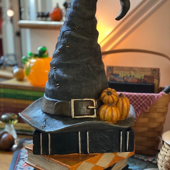 Meet your Posher, Joan - Picture 1 of 1